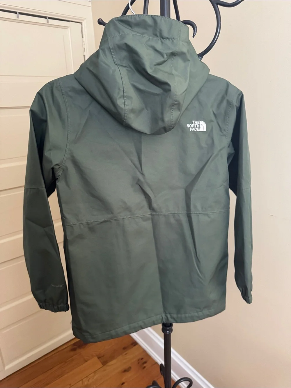 The North Face youth/junior Green Hooded Rain Jacket